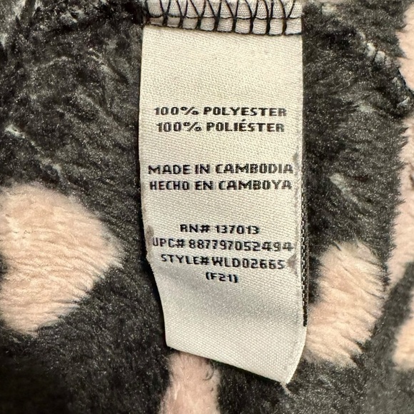 WILDFOX Oversized Plush Heart Print Long Sleeve Hooded Lounger - Picture 10 of 10